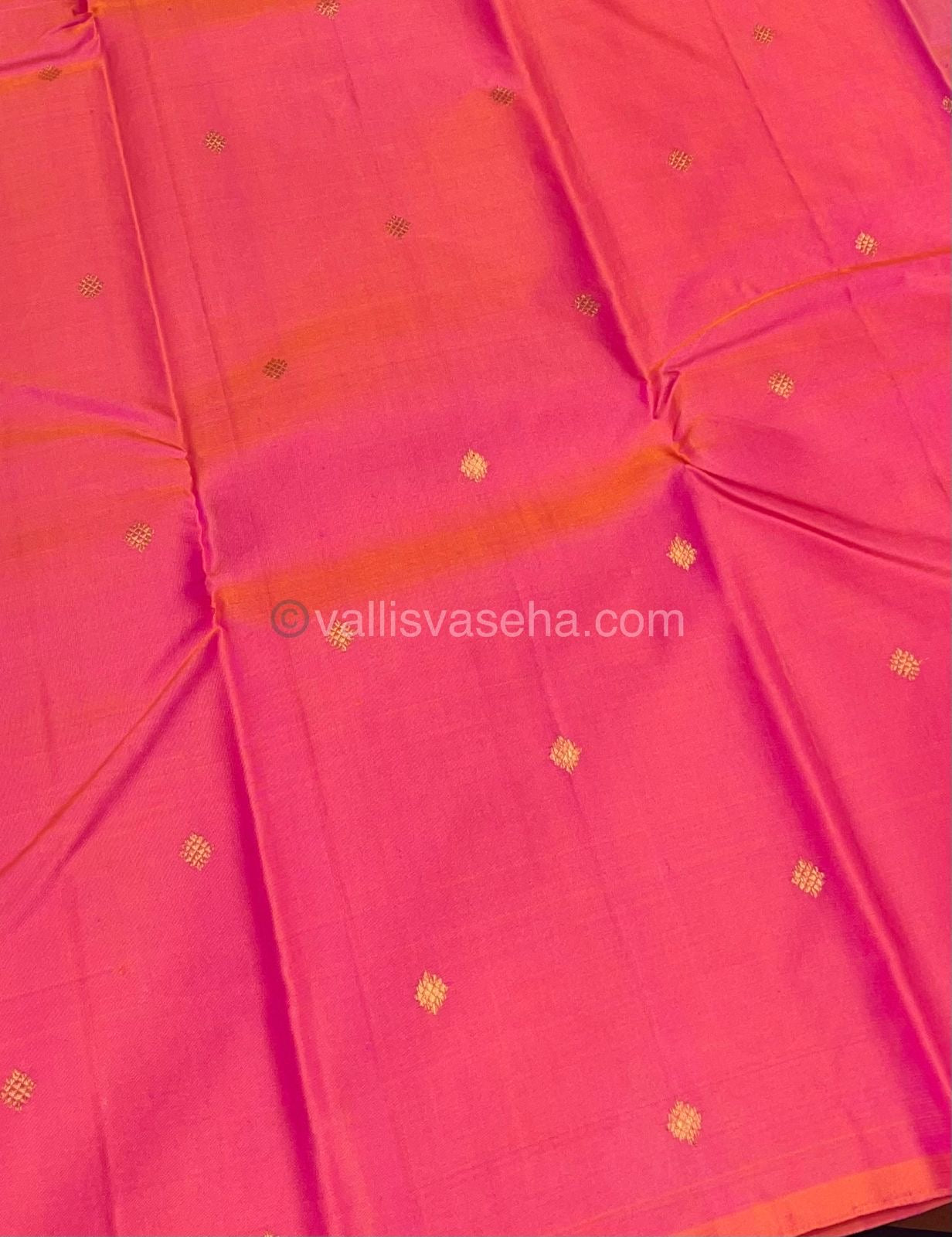 Pure Kanchipuram Silk Saree - Borderless - Peachish Pink with Green - VVPS005