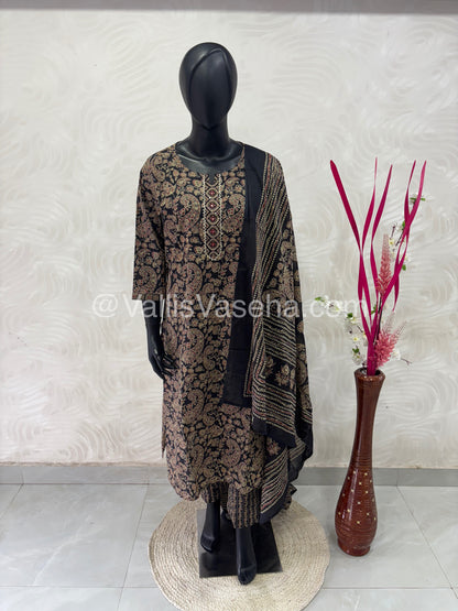 Readymade 3pc Set - Ajrakh Print - VVRMS002