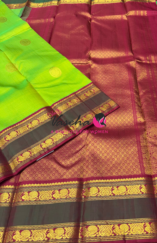 Pure Korvai Kanchipuram Silk Saree - Parrot Green & Maroon Combo - VVPS022