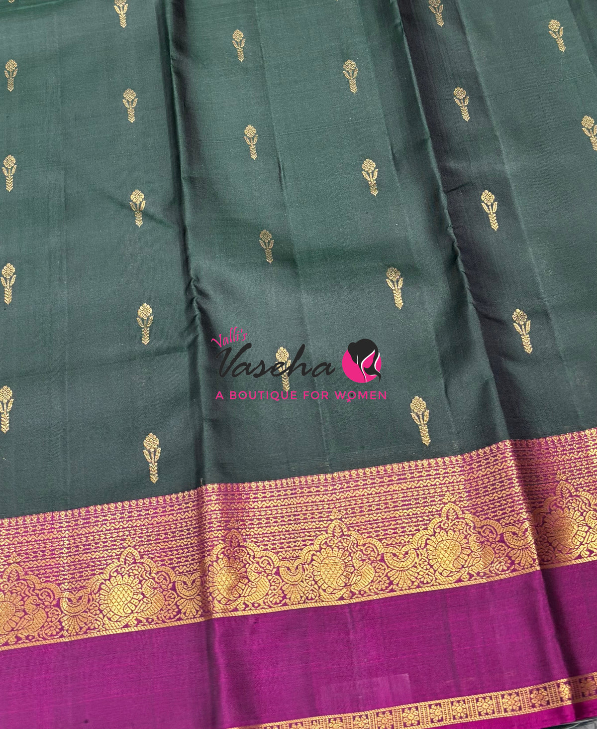Pure Kanchipuram Silk Saree - Green & Purplish Pink Combo - VVPS046