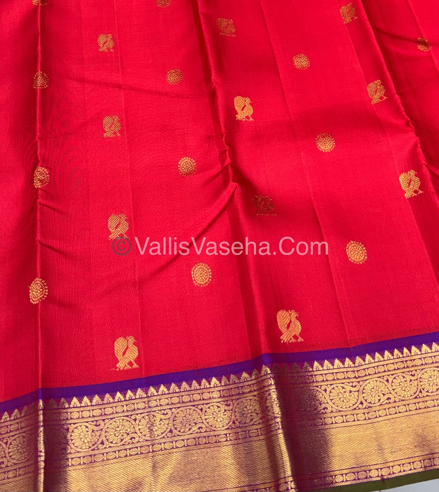 Pure Kanchipuram Silk Saree - Red & Purple Shade  - VVPS022