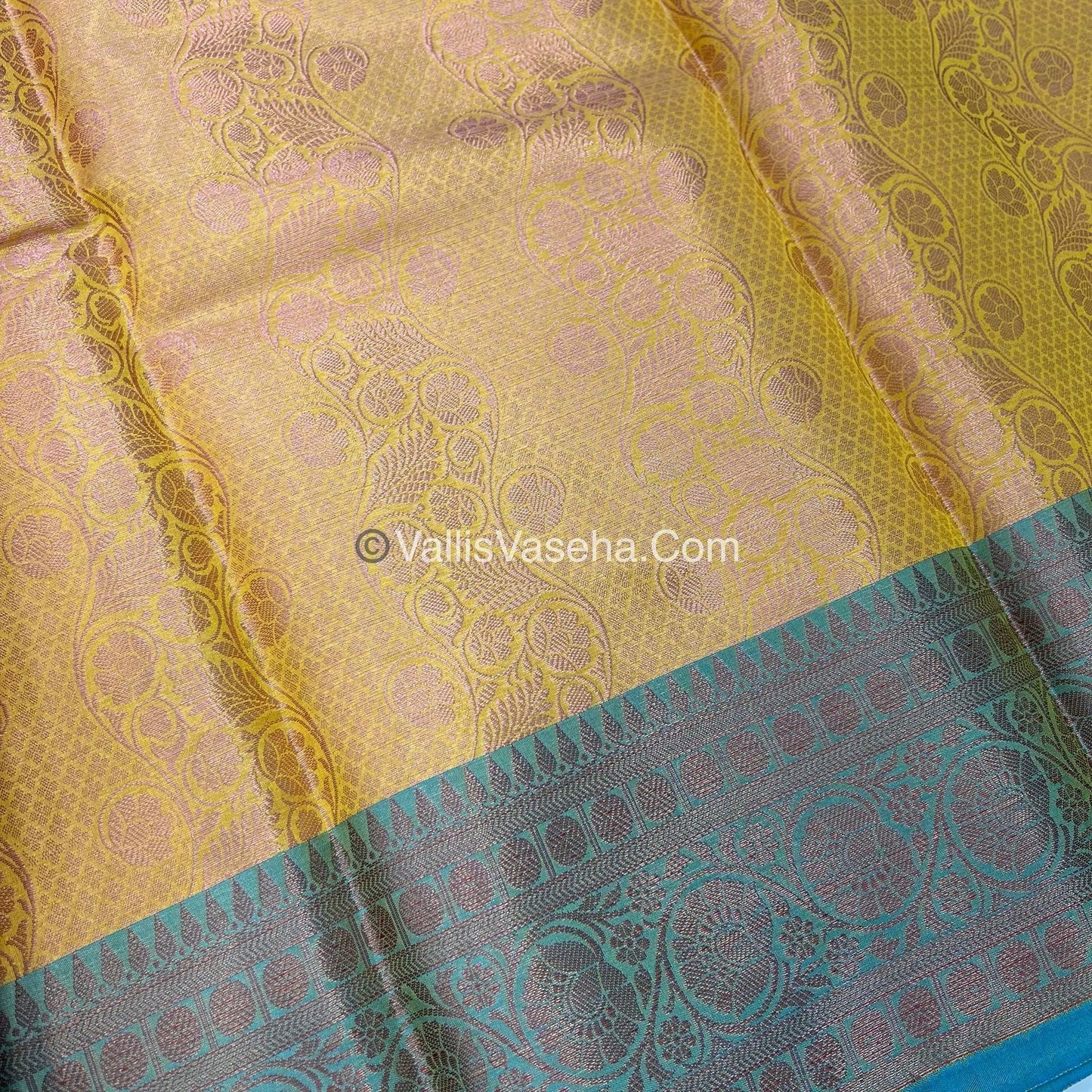 30% less - Offer Saree - Semi Banarsi Saree - VVDS006