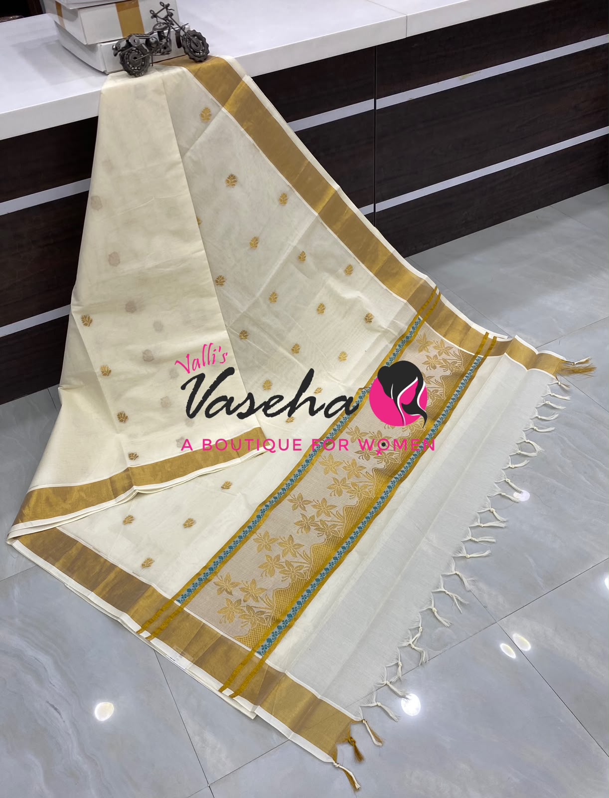 Kerala Cotton Saree - VVKCS031