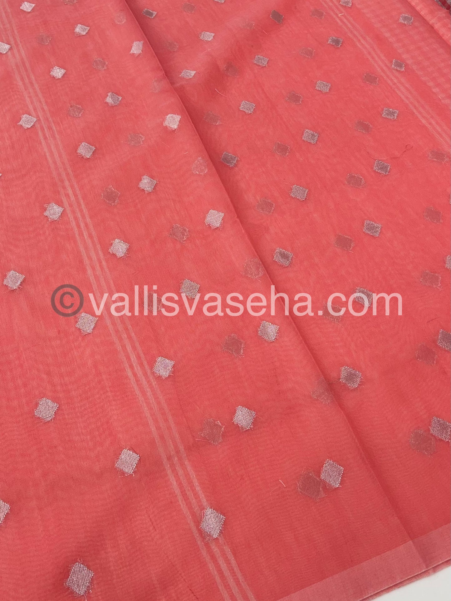 Nayanthara Inspired Checks Tissue Sarees | Nayanthara Hit Design |- VVNTS001