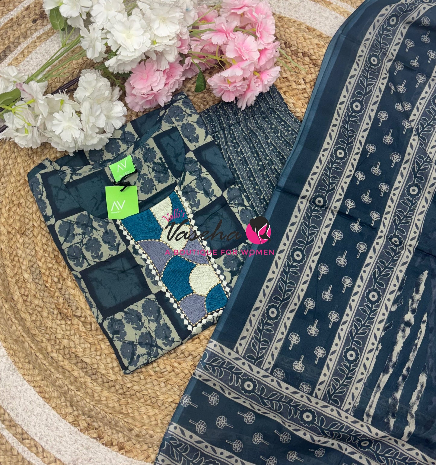 Ready Made - Salwar, Kameez & Duppatta(3pc)- Cotton - VVRMS021