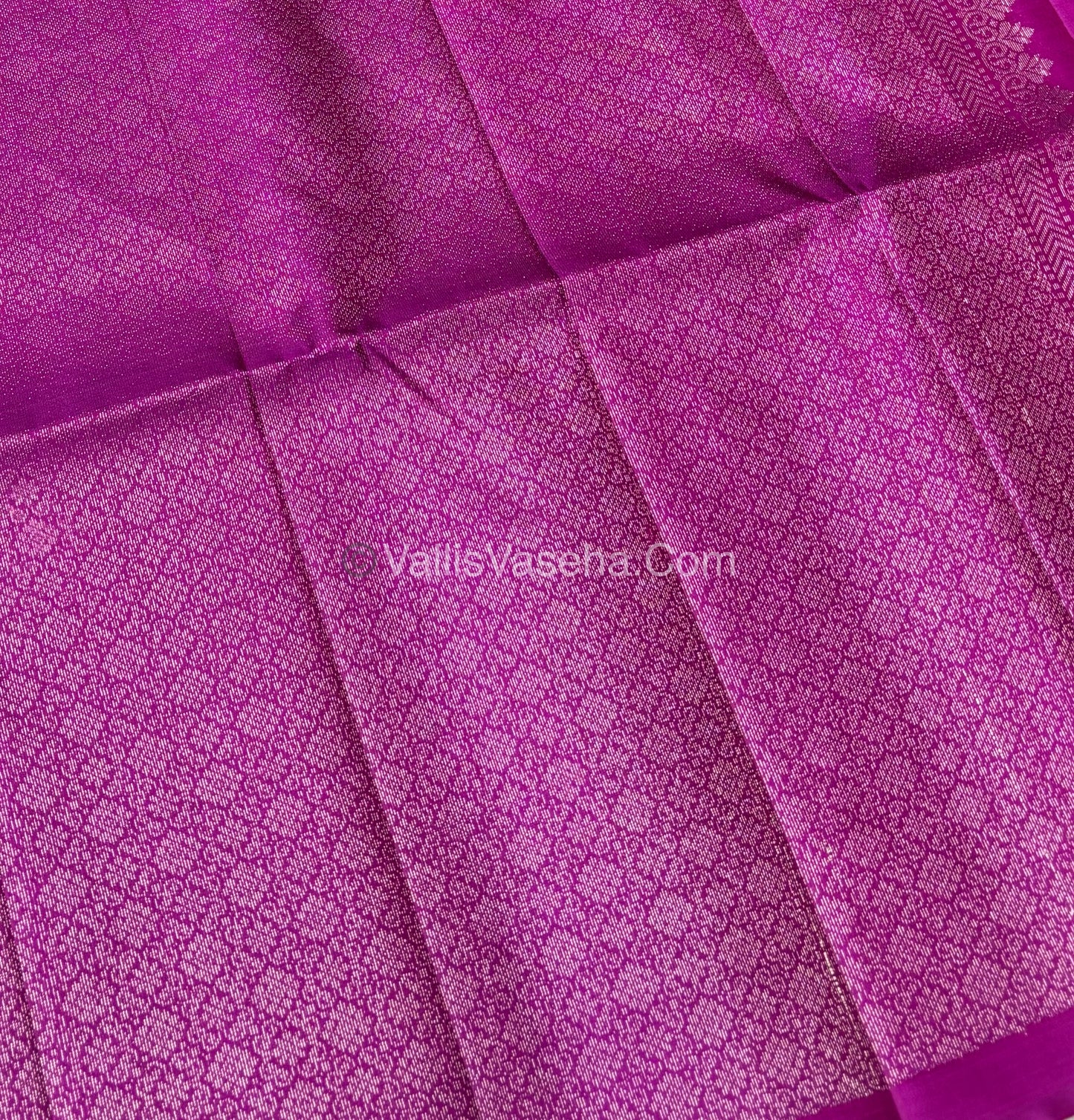 Pure Soft Silk Saree - Green & Pink Shade - VVPSS055