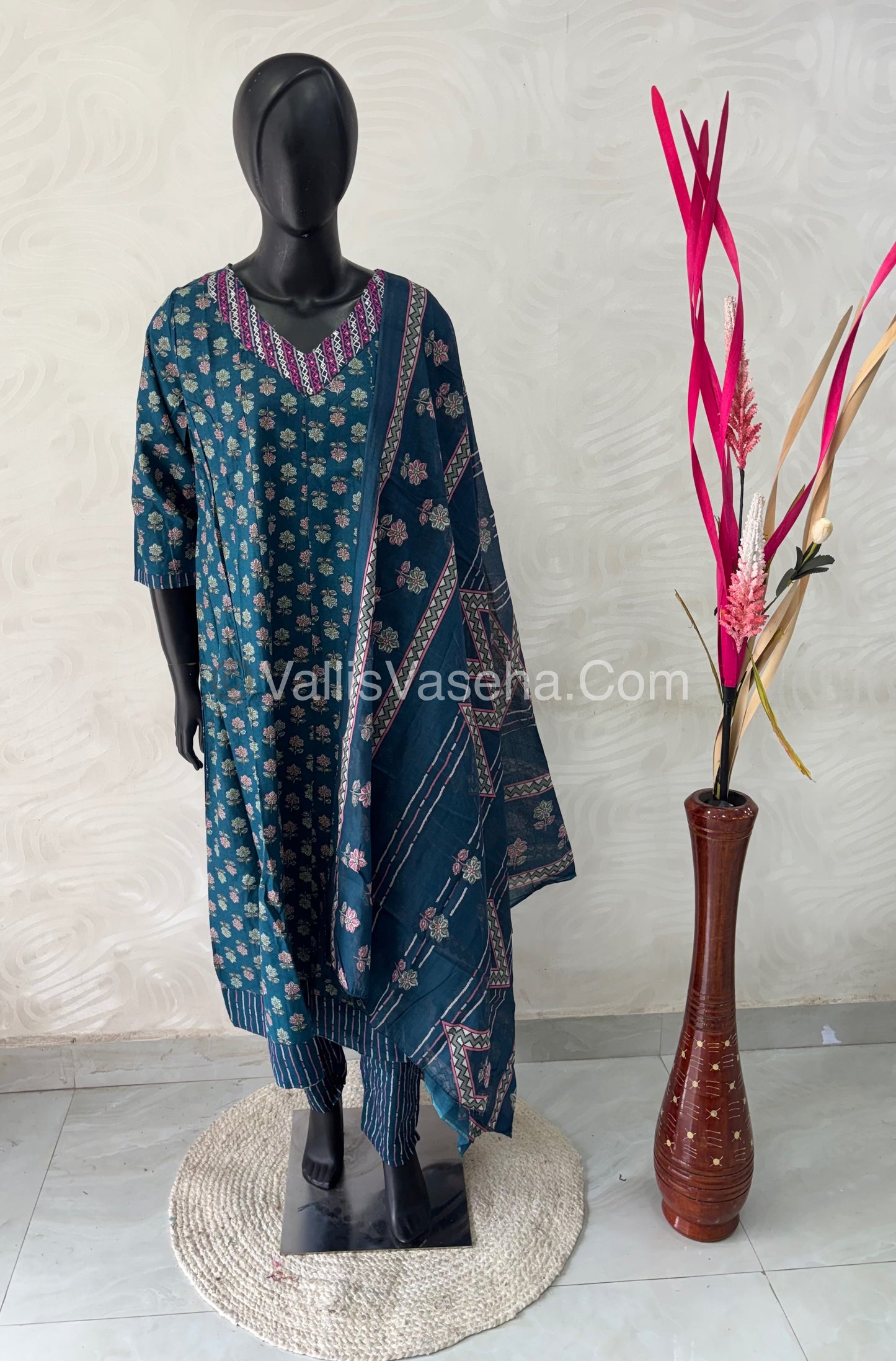 Ready Made - Anarkali - Salwar, Kameez & Duppatta(3pc)- Printed Cotton - VVAS006