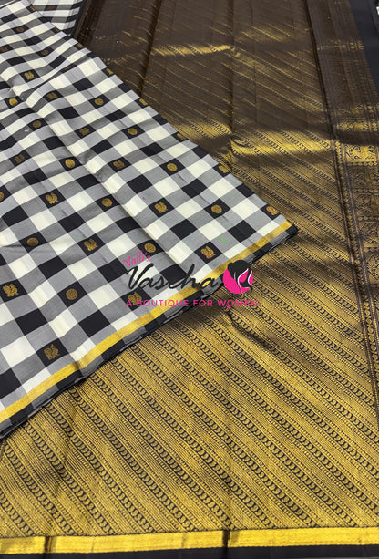 Pure Kanchipuram Silk Saree | Pazhum Pazhamum Checks |VVPS078