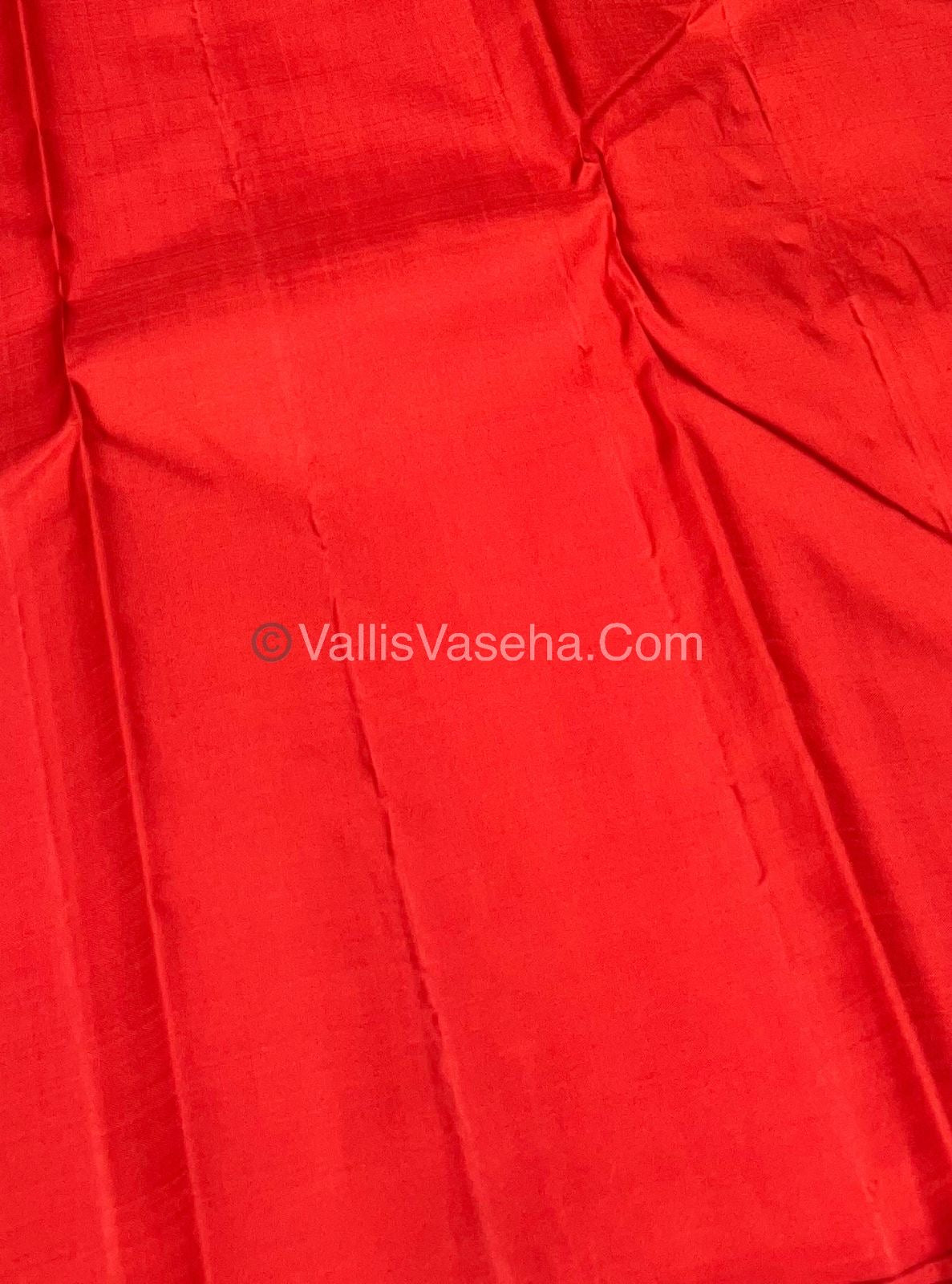 Pure Kanchipuram Silk Saree - Thalampoo - VVPS003