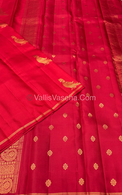Pure Kanchipuram Silk Saree - Red  Shade - VVPS021