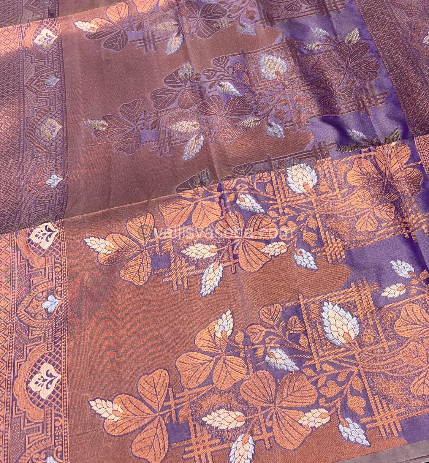 Semi Soft Silk - Border less -Creamish Lavender Shade -VVSSS007