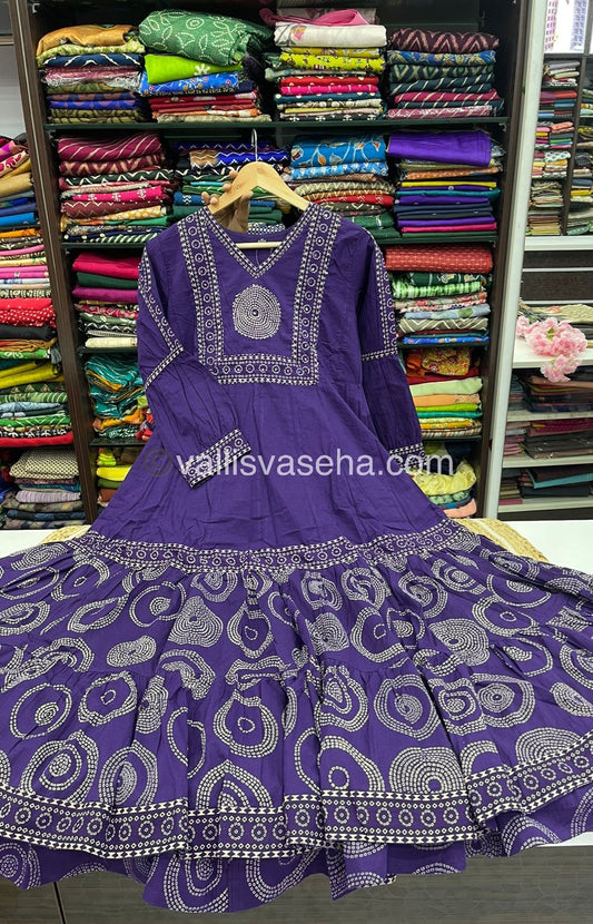 Anarkali - Purple Shade - Salwar, Kameez & Duppatta(3pc)- Fancy Cotton - VVRAS001
