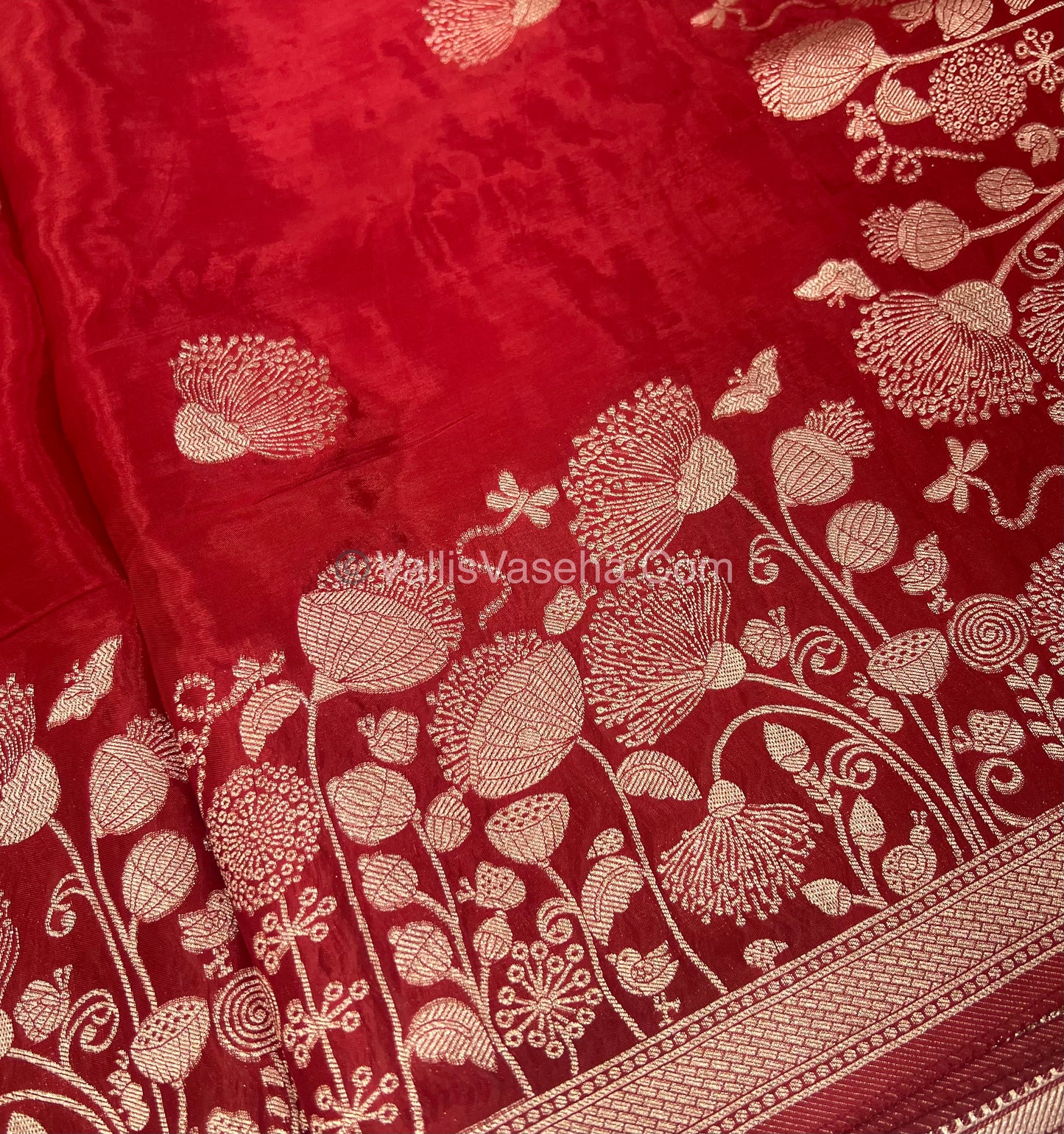 Banarasi Premium Viscose Saree - Red Shade - VVBPV001