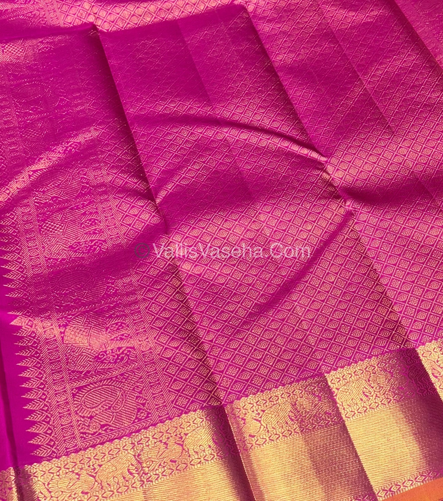 Pure Kanchipuram Silk Saree - Peach With Pink Shade  - VVPS022