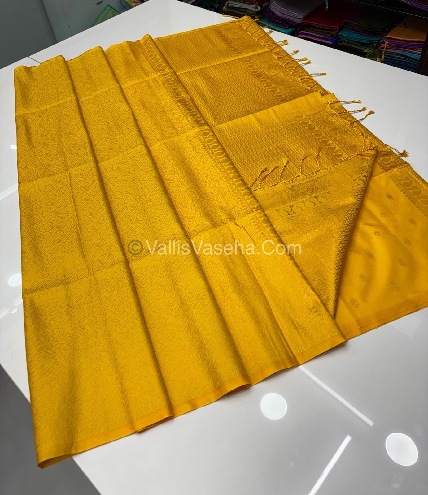 Semi Soft Silk  - Borderless - Contemporary Design - Yellow  Shade -VVSSS012