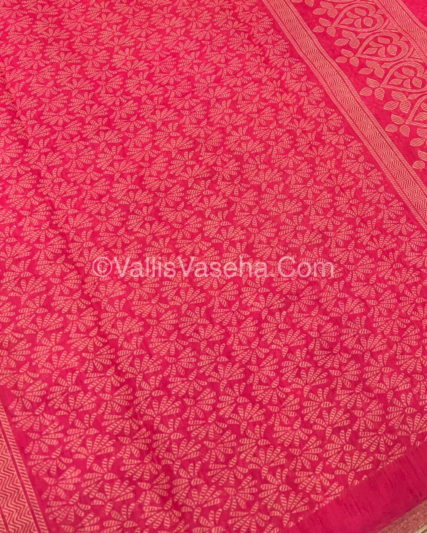 Semi Chanderi Saree -  Pazhum Pazhamum checks - VVSCS004