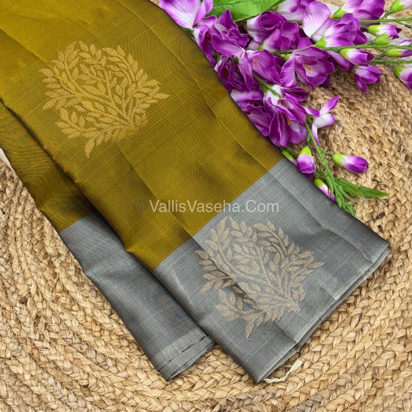 Half Mix - Pure Soft Silk Saree - VVPSS054