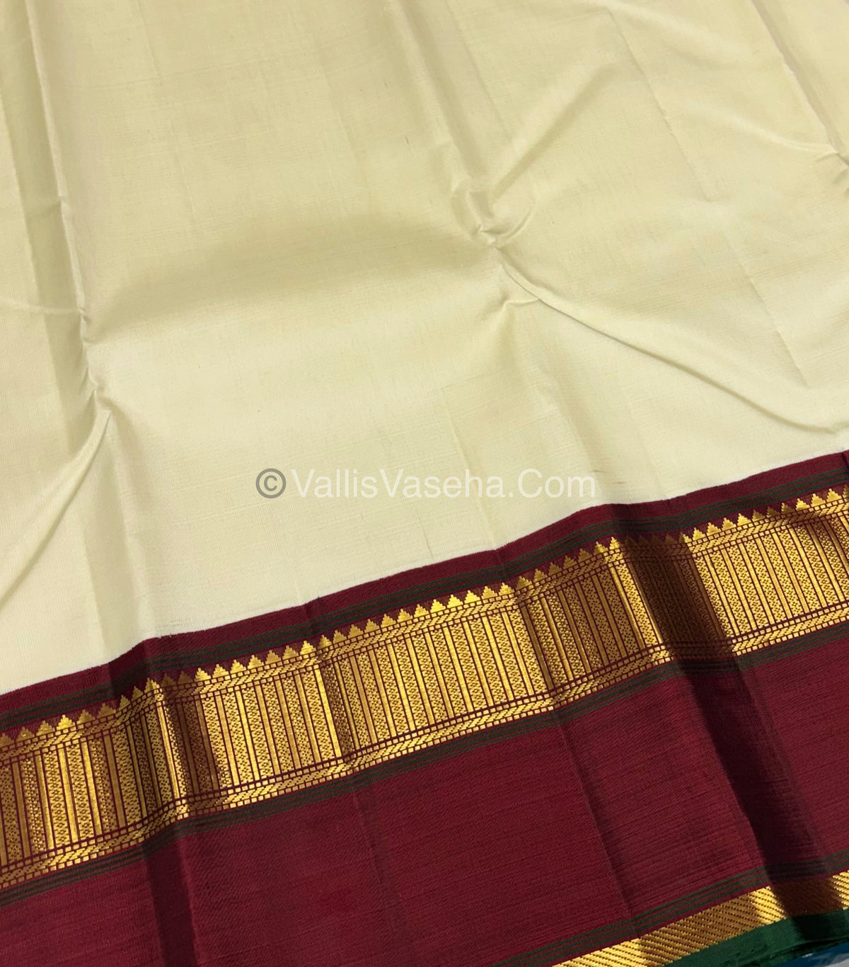 Pure Vintage Korvai Kanchipuram Silk Saree - Cream & Maroon Combo - VVPS034