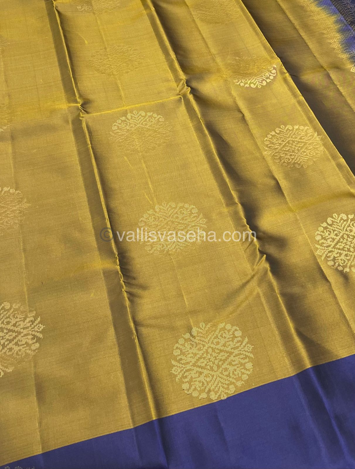 Half Mix - Pure Soft Silk Saree - VVPSS030