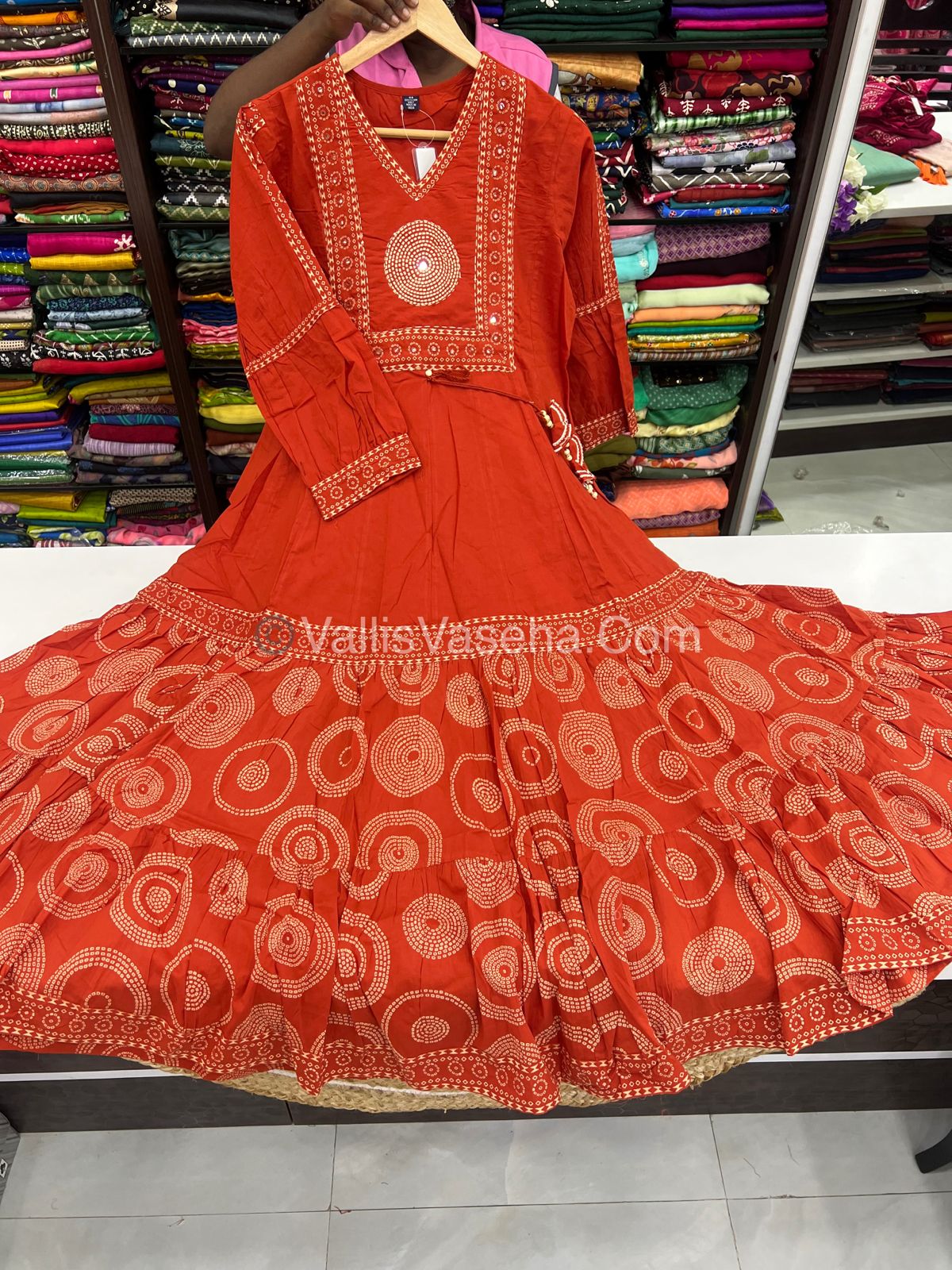 Anarkali - Ornagish Rust Shade - Salwar, Kameez & Duppatta(3pc)- Fancy Cotton - VVRAS001