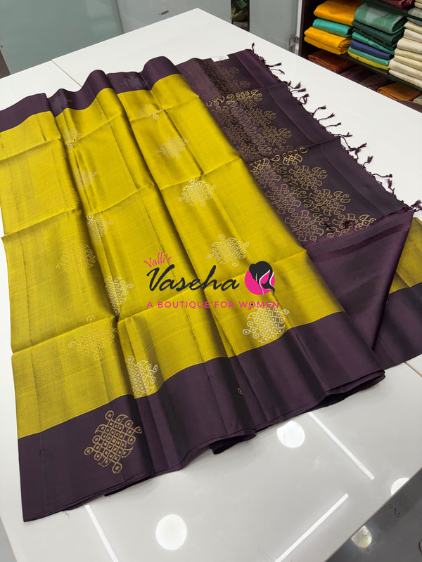 Pure Soft Silk Saree - (1.75 Warp) Kolam Design - Green With Brown - VVPSS074