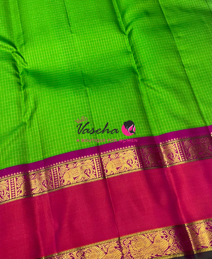 Pure Vintage Korvai Kanchipuram Silk Saree - Green With Pink - VVPS071