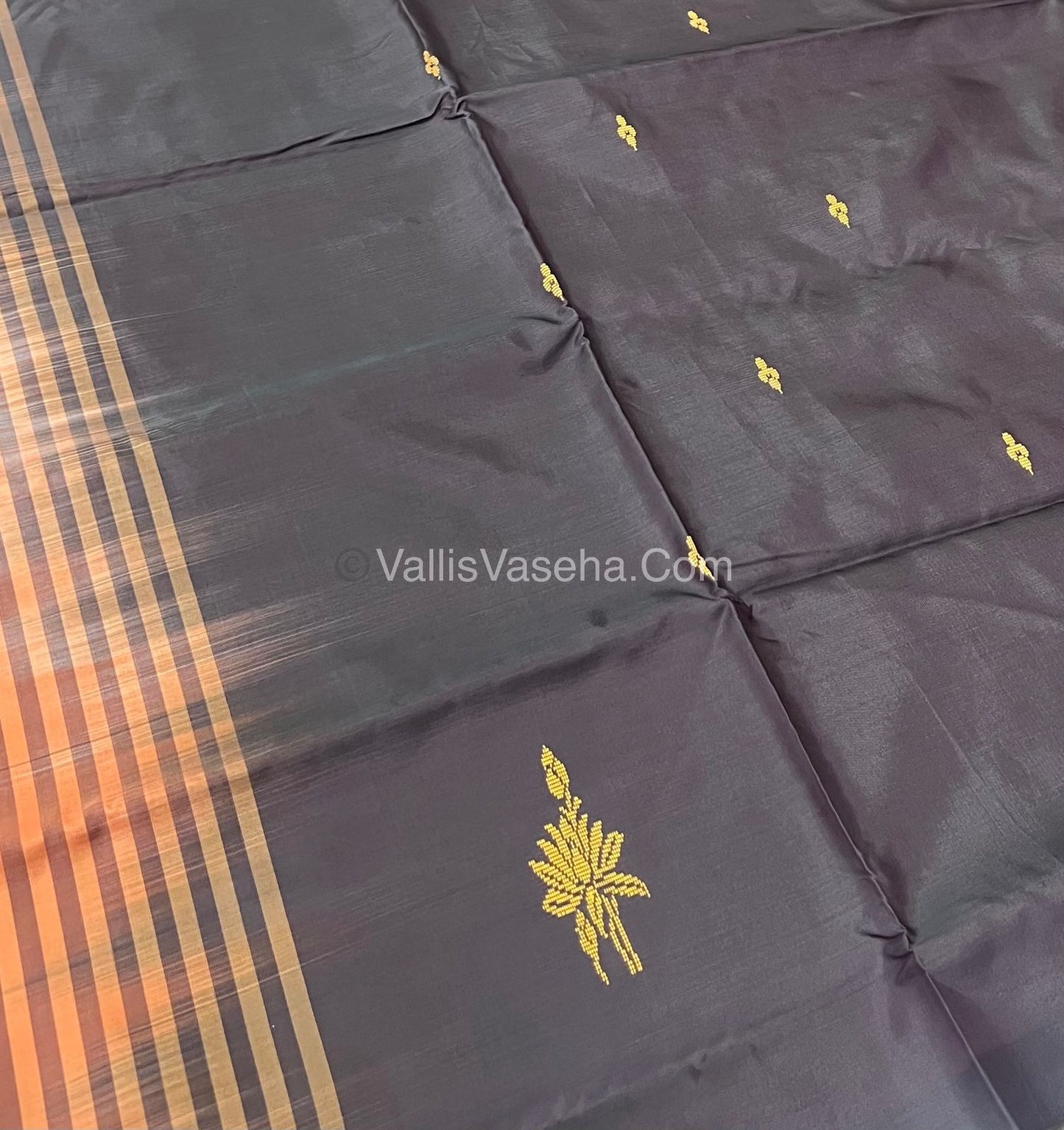 Vazhai Pattu Saree / Banana Pith - With Blouse - VVVPS001