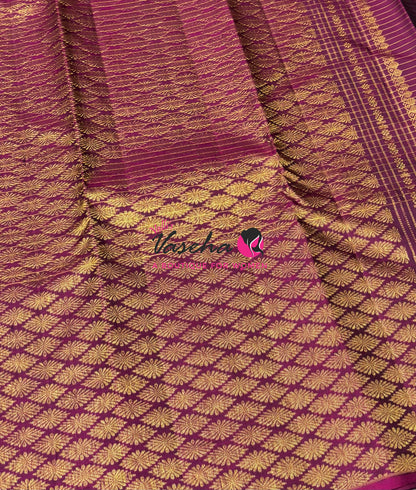 Pure Kanchipuram Silk Saree - Green & Purple Combo - VVPS027