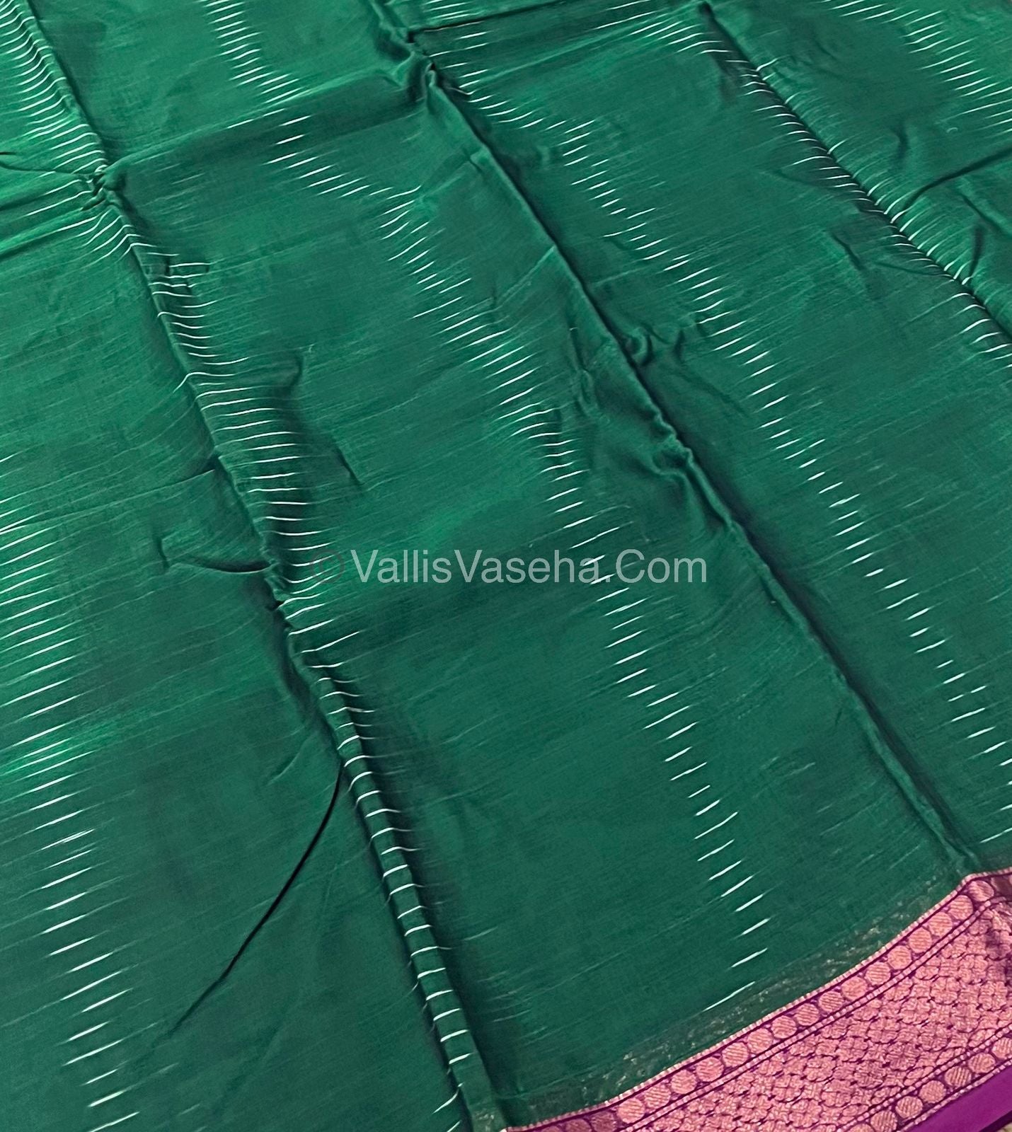 Dhaka Cotton Saree - VVDCS001