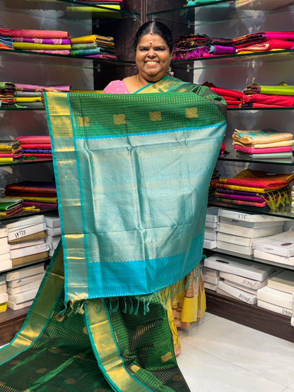 Pure Silk Cotton Saree - Mayil & Chakkaram Design - Green with Blue Combo - VVMC002