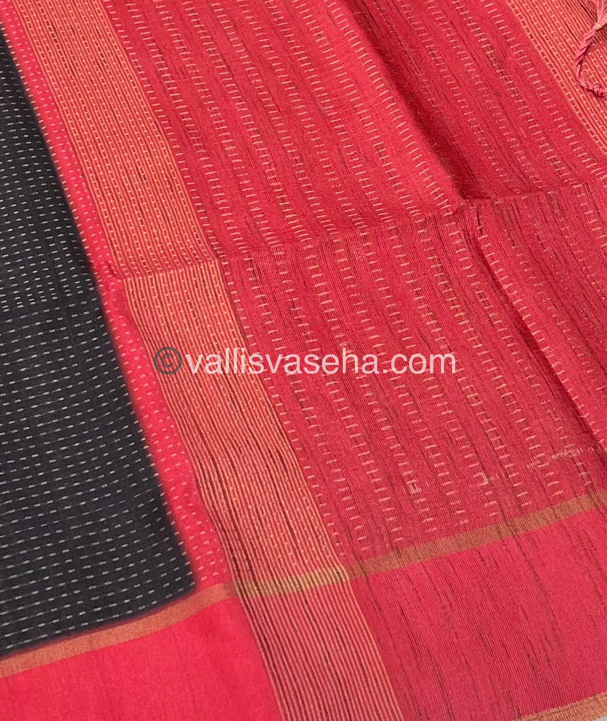 Semi Tussar Silk - Vairavoosi Design - VVSTS037