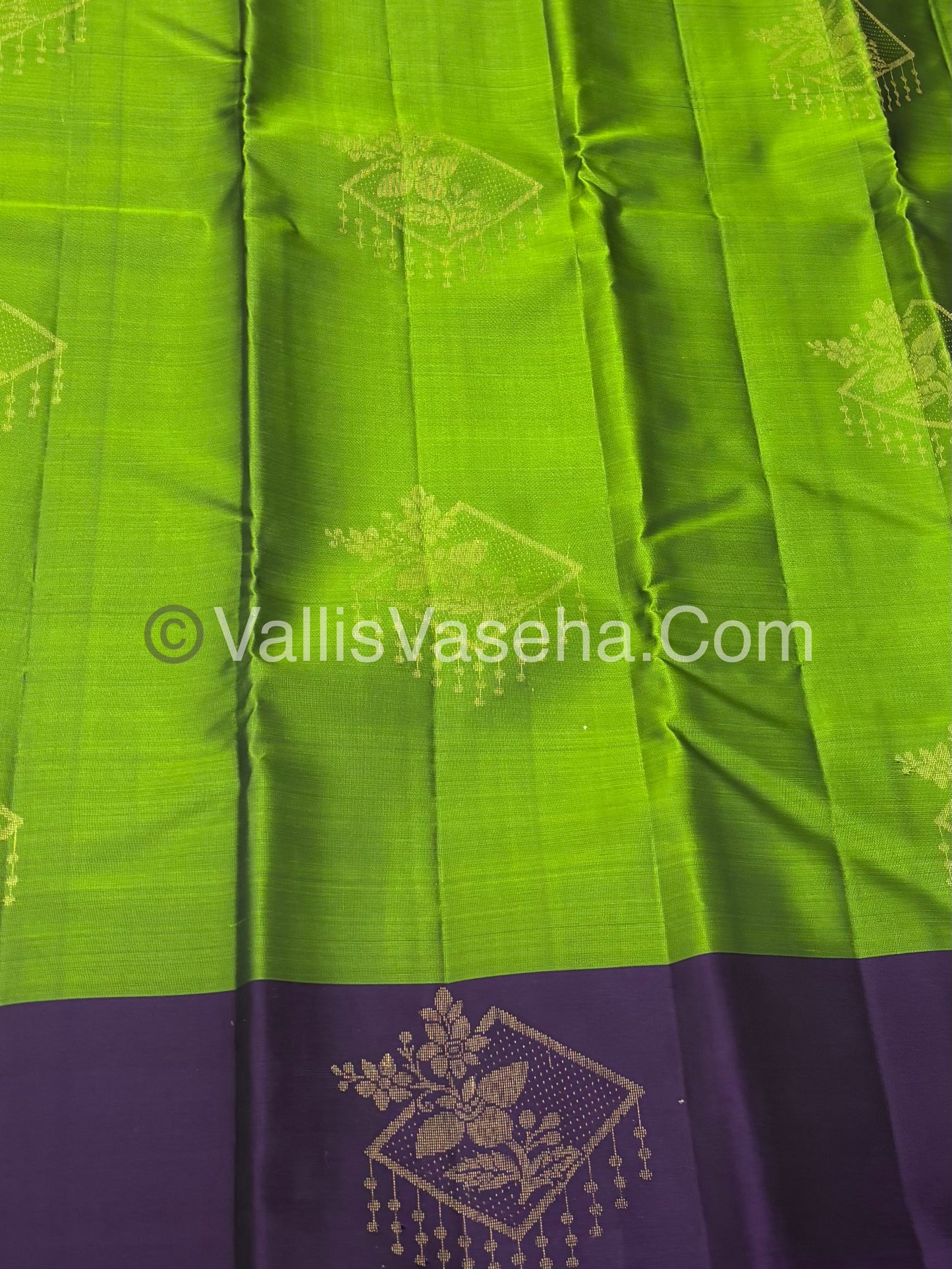Half Mix - Pure Soft Silk Saree - VVPSS075