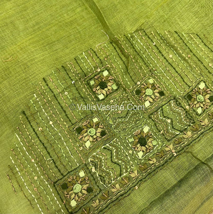 French Knot - Linen Tissue Saree -  Green shade - VVLFN003