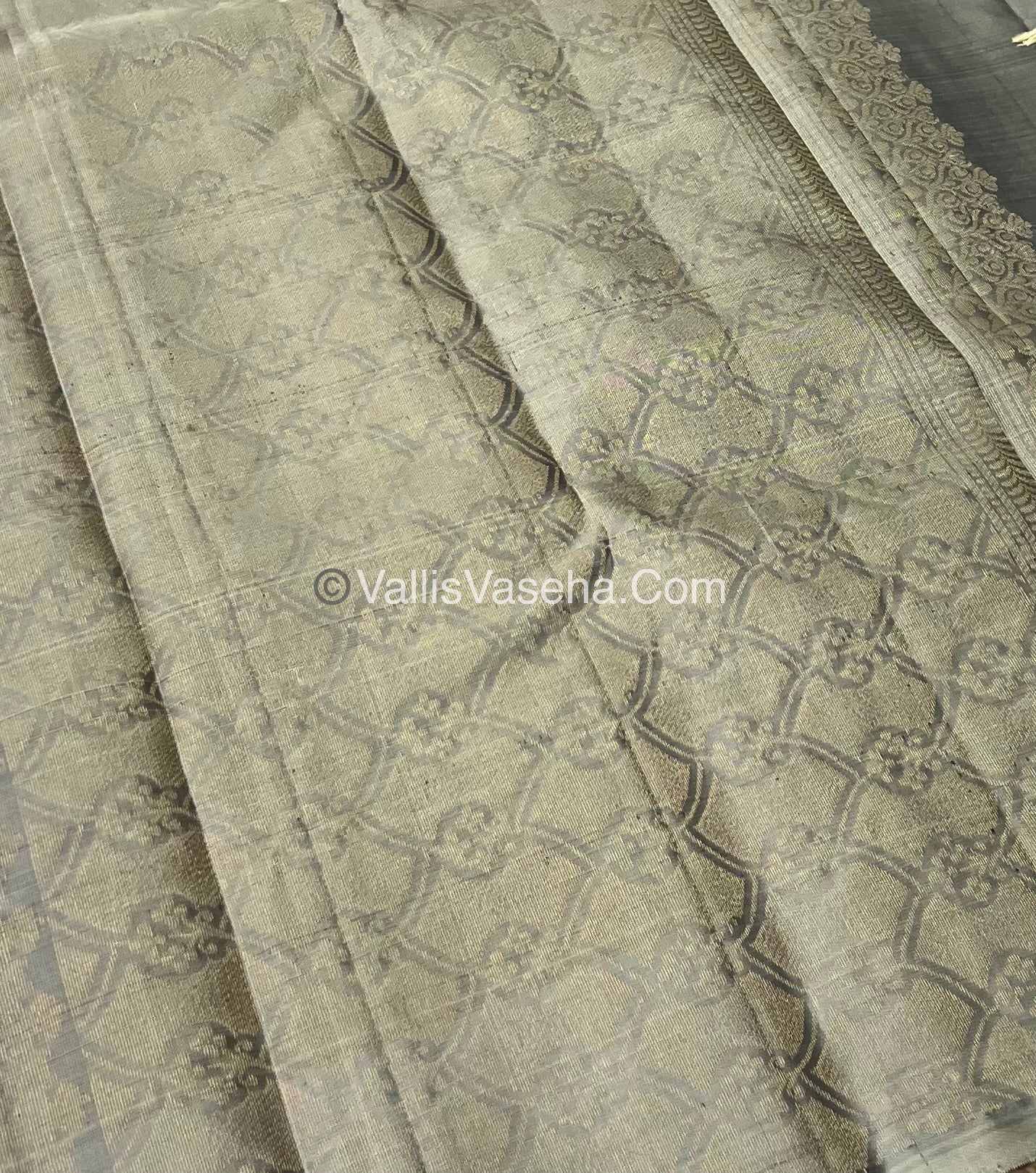 Half Mix - Pure Soft Silk Saree - VVPSS030