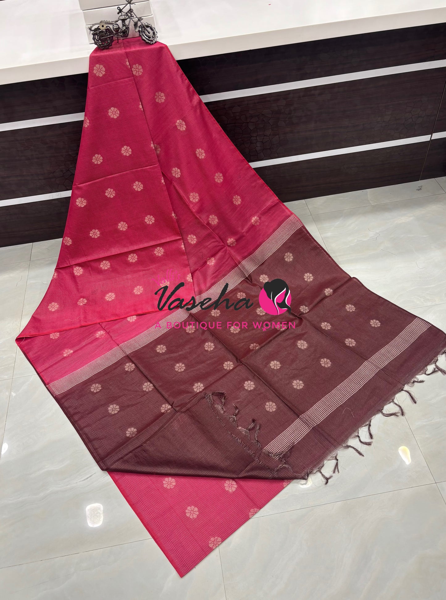 Bhagalpuri Silk - Vaira Voosi Lines - Pink & Maroon Brown Combo - VVBSV003