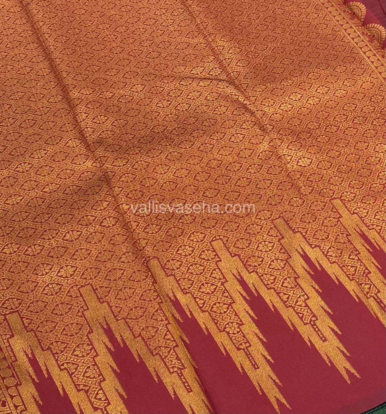 Kanchi Semi Silk - Green With Red - Temple Border  - VVKSS001