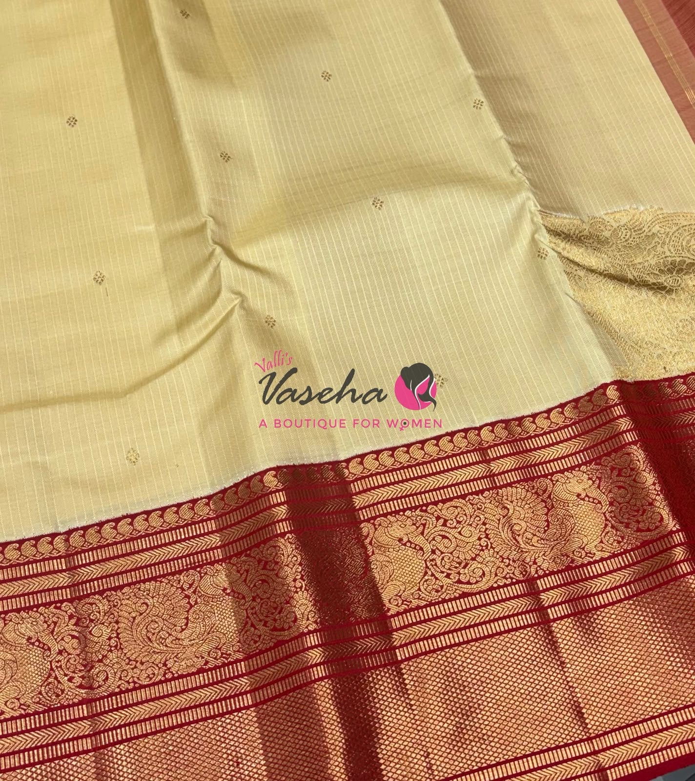 Pure Vintage Korvai Kanchipuram Silk Saree - Cream & Red Combo - VVPS049