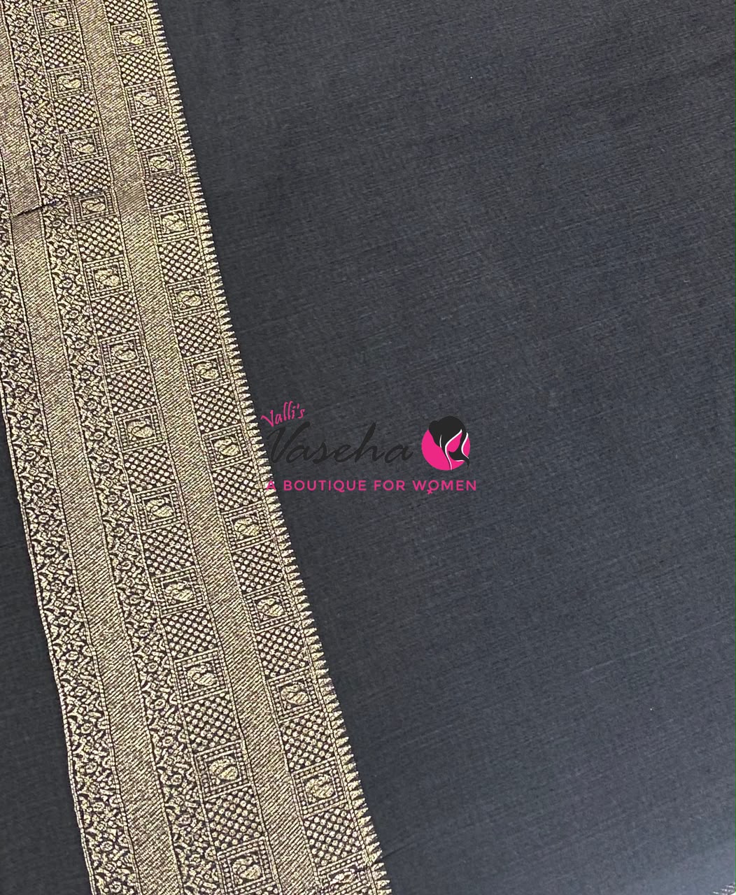 Banarasi - Heritage - Contrast  - Retta Petta border - VVBHS017