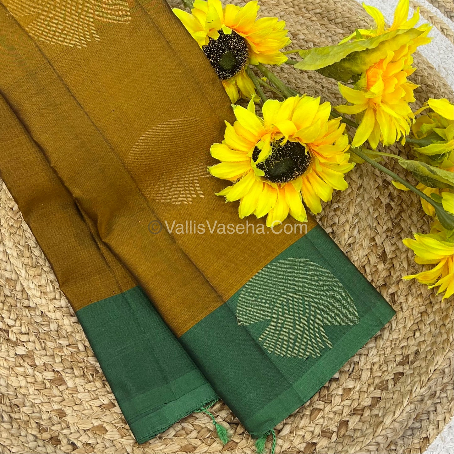 Half Mix - Pure Soft Silk Saree - VVPSS030