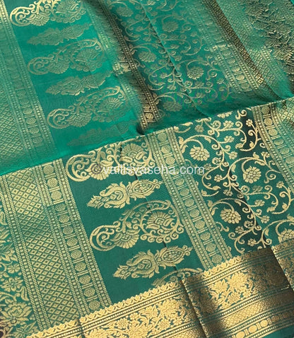Pure Soft Silk Saree - Kanchi Border - Maroon & Green Combo - VVPSS046