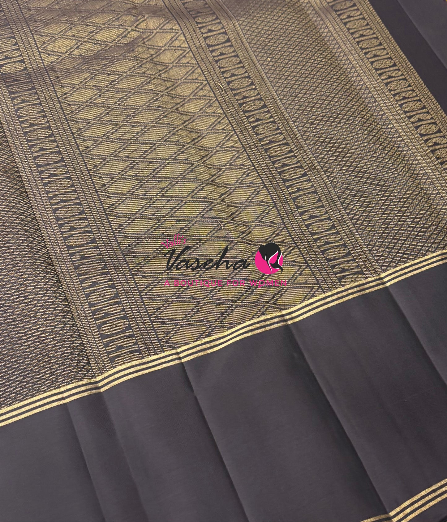 Half Mix - Pure Soft Silk Saree - Vairavoosi Pattern - Long Retta Petta Border with Butta - VVPSS107