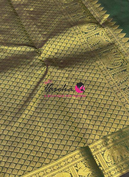 Pure Kanchipuram Silk Saree - Green Combo  - VVPS025