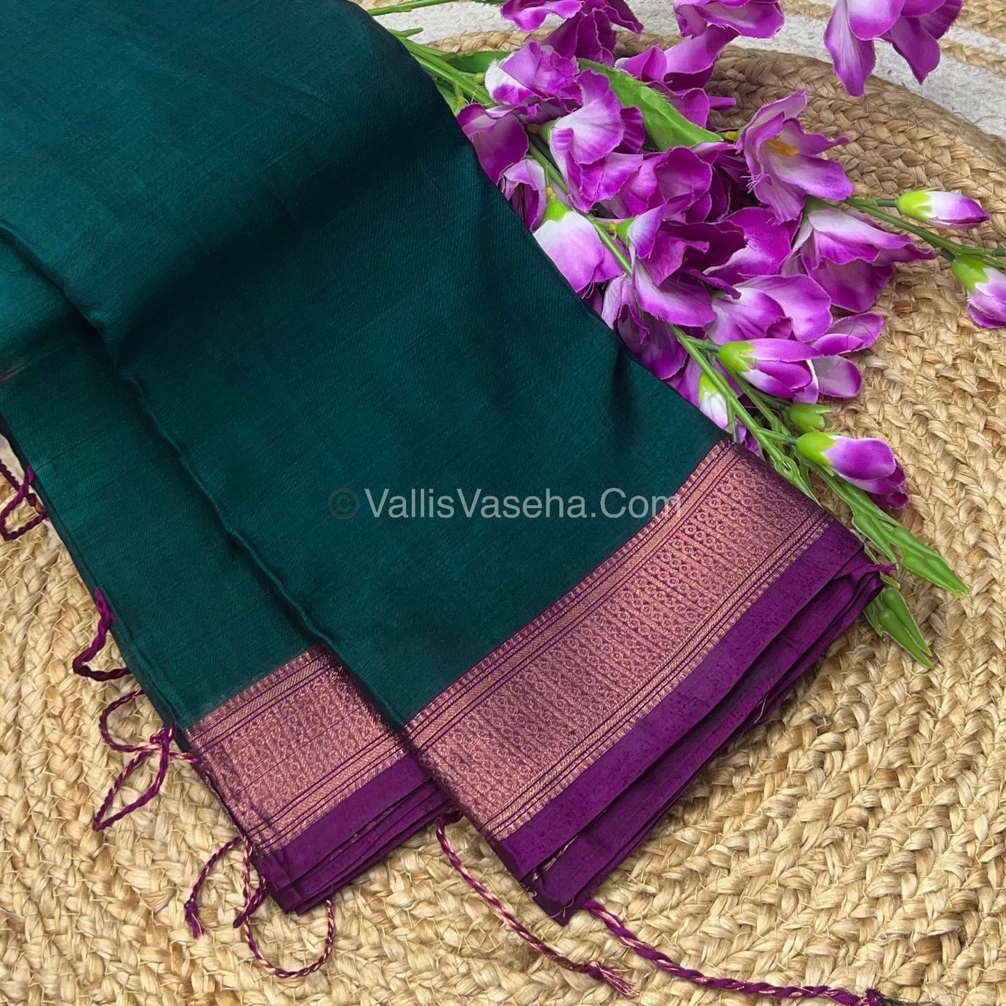 Dhaka Cotton Saree - VVDCS001