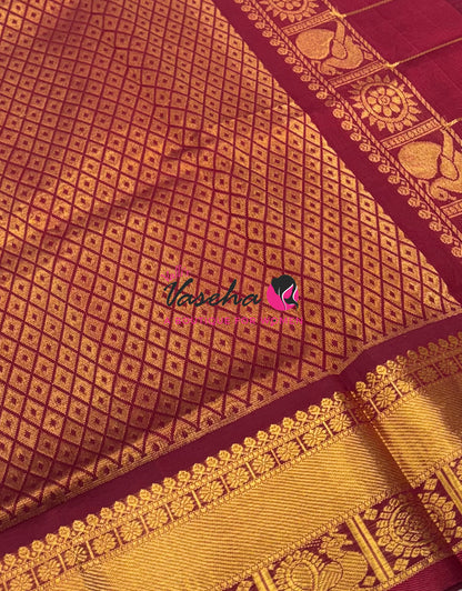 Pure Silk Cotton Saree - Mayil & Chakkaram Design - Maroon Shade - VVMC001