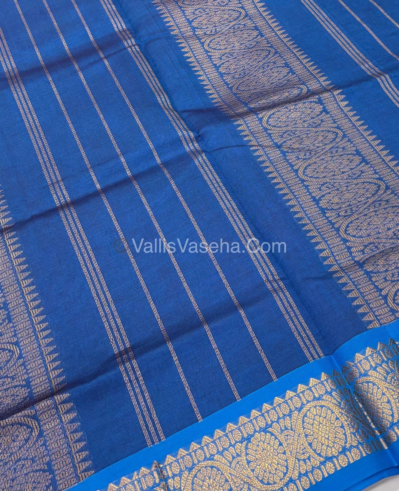 Semi Silk Cotton Saree - Red With Blue Shade - VVSSC007