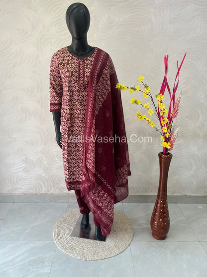 Ready Made - Salwar, Kameez & Duppatta(3pc) - Batik Printed - VVRBS006