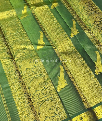 Pure Kanchipuram Silk Saree - Vaira Voosi design - Green shade - VVPS022