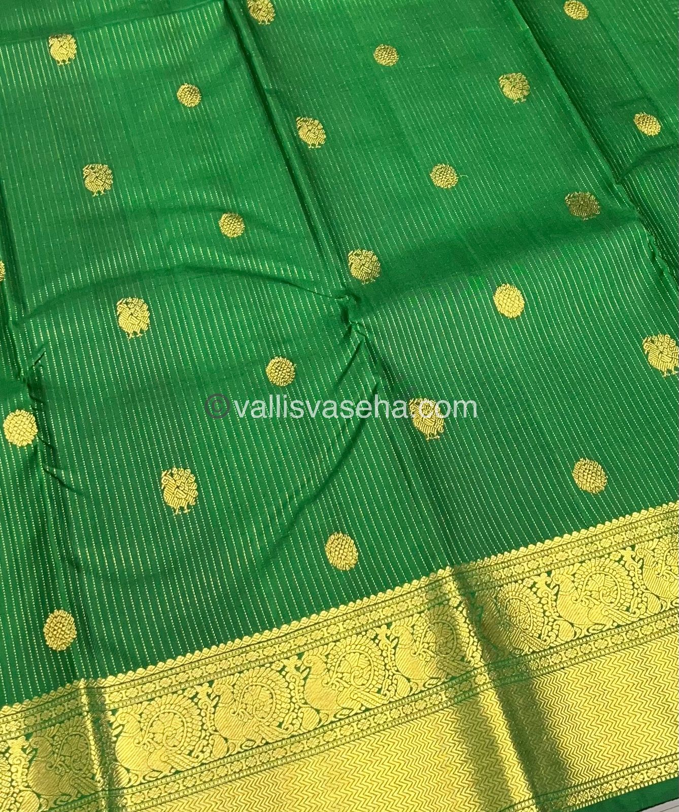 Pure Kanchipuram Silk Saree - Vaira Voosi design - Green shade - VVPS014