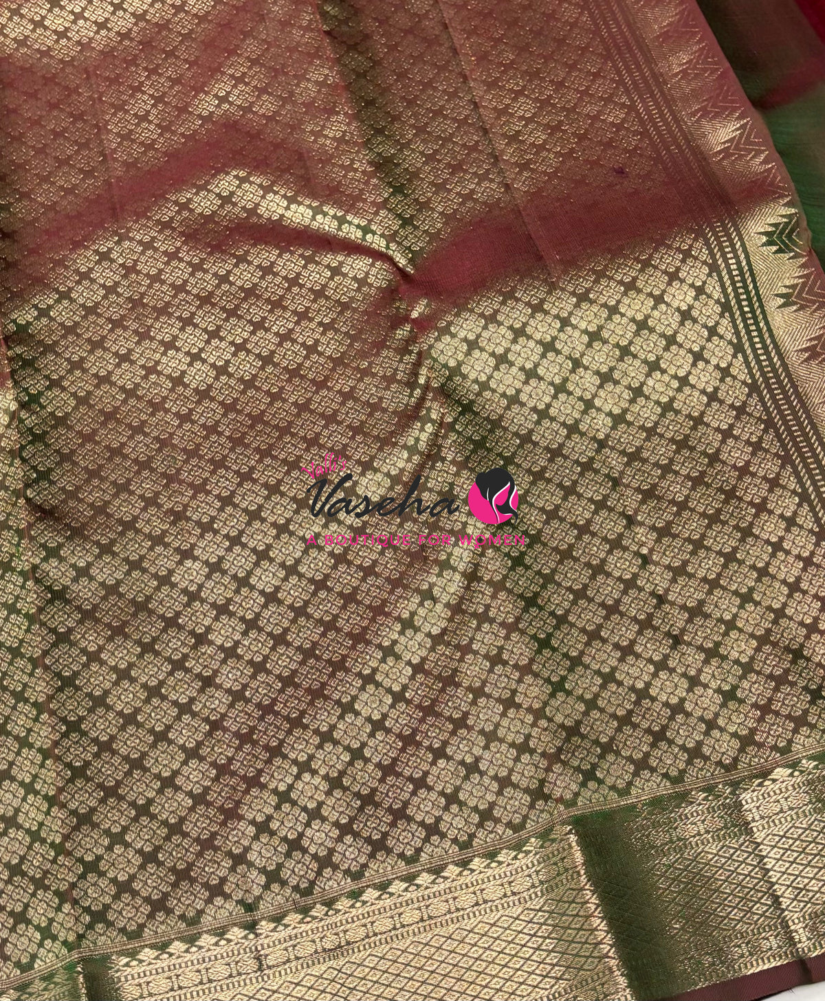 Pure Kanchipuram Silk Saree - Mandhulir Green Shade - VVPS093