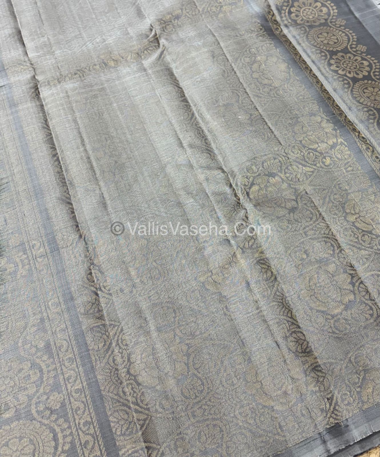 Half Mix - Pure Soft Silk Saree - VVPSS054